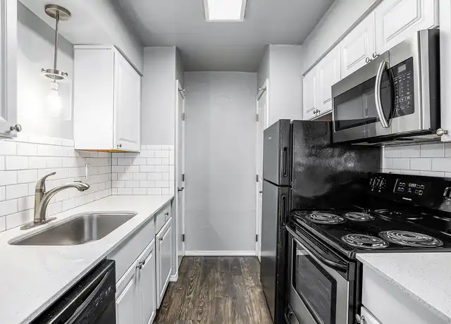 Property at The Terraces at Lakehurst - 7908 Hemingford Ct, Oklahoma City, OK, 73120, 1 bed, 1 bath, [object Object]