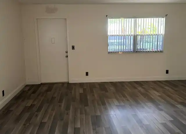 Property at 63 Saxony B, Delray Beach, FL, 33446, 1 bed, 1.5 baths, [object Object]