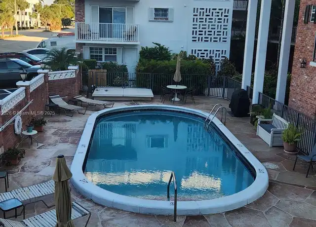 Property at 2424 NE 9th St #212, Fort Lauderdale, FL, 33304, 1 bed, 1.5 baths, [object Object]