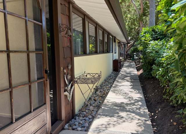 Photo of 18481 Montpere Way, Saratoga, CA 95070