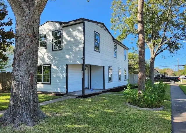 Property at 1202 3rd Ave S, Texas City, TX, 77590, 4 beds, 2 baths, [object Object]