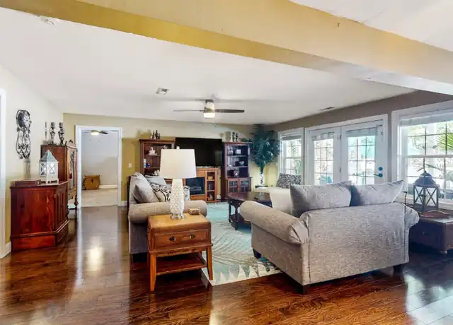 Property at 179 Blue Heron Dr, Ringgold, GA, 30736, 1 bed, 1 bath, [object Object]