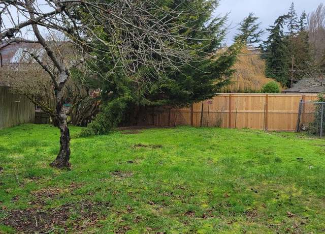 Photo of 1042 Blaine St, Port Townsend, WA 98368