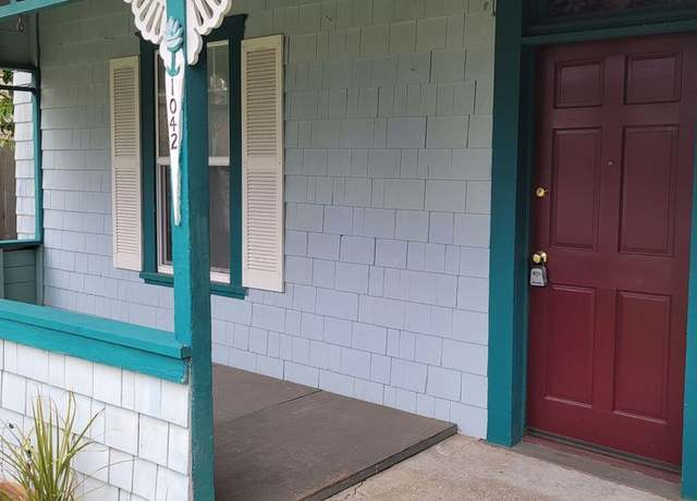 Photo of 1042 Blaine St, Port Townsend, WA 98368