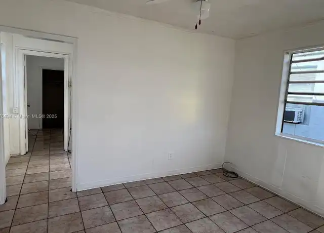Property at 41 SW 7th Ave Unit 4, Dania Beach, FL, 33004, 1 bed, 1 bath, [object Object]