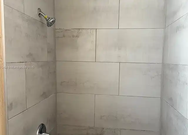 Property at 41 SW 7th Ave Unit 4, Dania Beach, FL, 33004, 1 bed, 1 bath, [object Object]