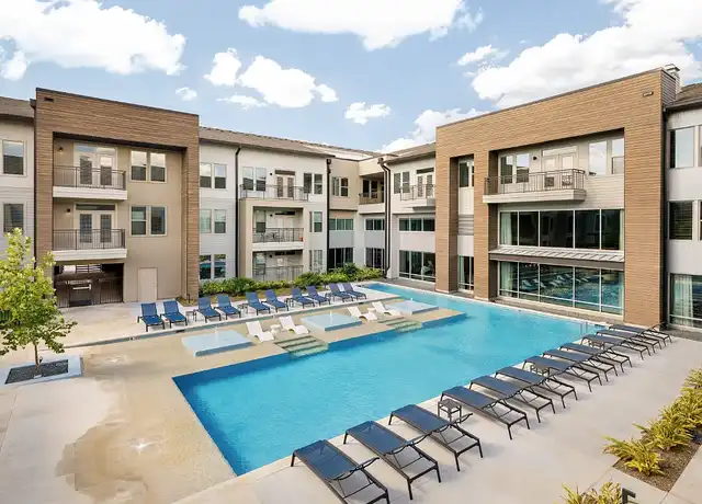 Property at Tradehouse at Bulverde Marketplace - 17038 Bulverde Rd, San Antonio, TX, 78247, 1-2 bed, 1-2 bath, [object Object]