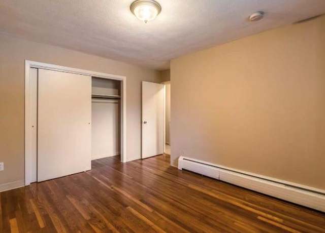 Photo of 430 Meshanticut Valley Pkwy, Cranston, RI 02920