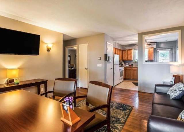 Photo of 430 Meshanticut Valley Pkwy, Cranston, RI 02920