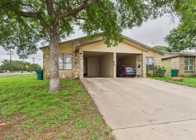 Property at 913 Mayfield Dr, Marble Falls, TX, 78654, 2 beds, 1 bath, [object Object]