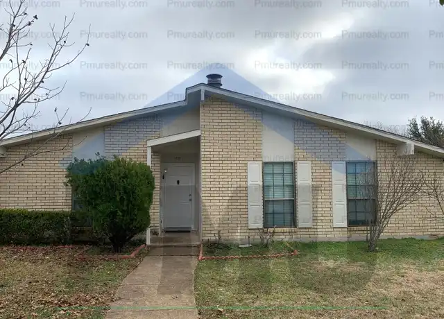 Property at 5017 Coffeyville Trl, Grand Prairie, TX, 75052, 3 beds, 2 baths, [object Object]