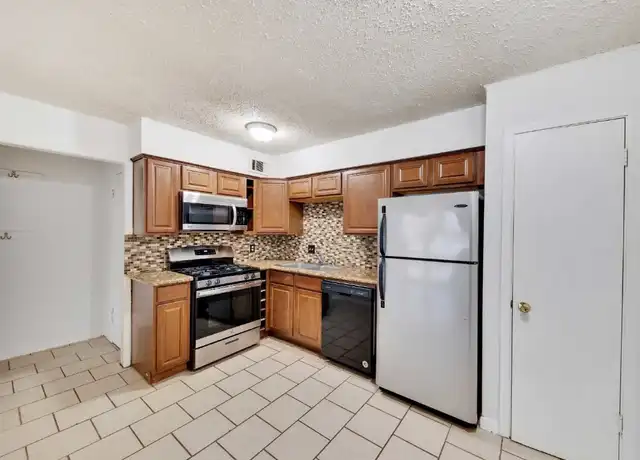 Property at 2801 Skyway Cir Unit 104, Austin, TX, 78704, 2 beds, 1.5 baths, [object Object]