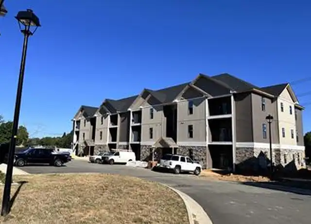 Property at 253 English Commons Dr Unit 208, Lynchburg, VA, 24501, 3 beds, 2 baths, [object Object]