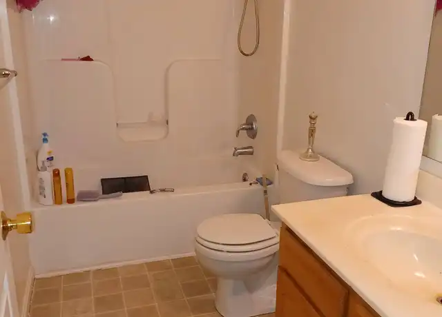 Property at 502 Ross Ave Unit B, New Cumberland, PA, 17070, 2 beds, 1 bath, [object Object]