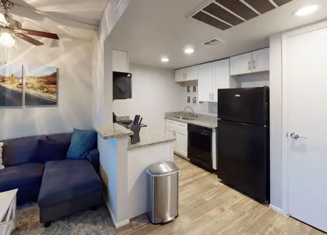 Property at 4336 N 35th Ave Unit 206, Phoenix, AZ, 85019, 0 beds, 1 bath, [object Object]