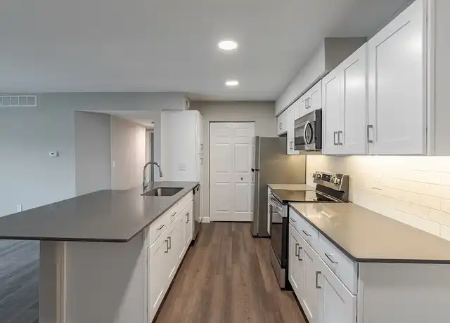 Property at Shoal Creek Apartments - 34350 Ryan Rd, Sterling Heights, MI, 48310, 2 beds, 1-2 bath, [object Object]