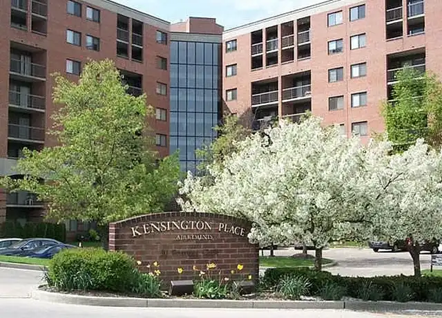 Property at Kensington Place Apartments - 30 Severance Cir, Cleveland Heights, OH, 44118, 1-2 bed, 1-2 bath, [object Object]