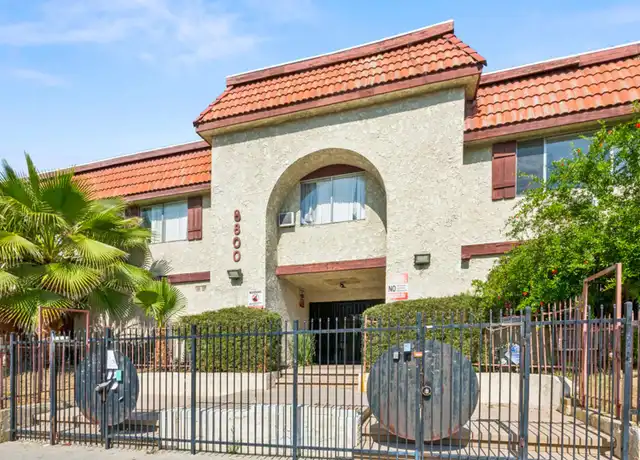 Property at 8800 Cedros Ave, Los Angeles, CA, 91402, 1 bed, 1 bath, [object Object]