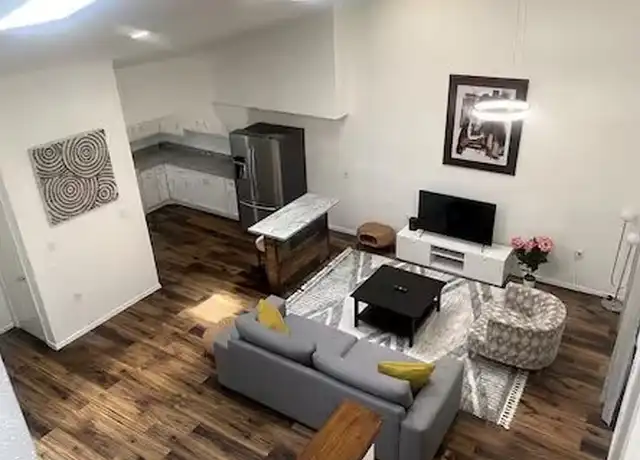 Property at 1917 Augusta Dr Unit B12, Houston, TX, 77057, 3 beds, 3 baths, [object Object]