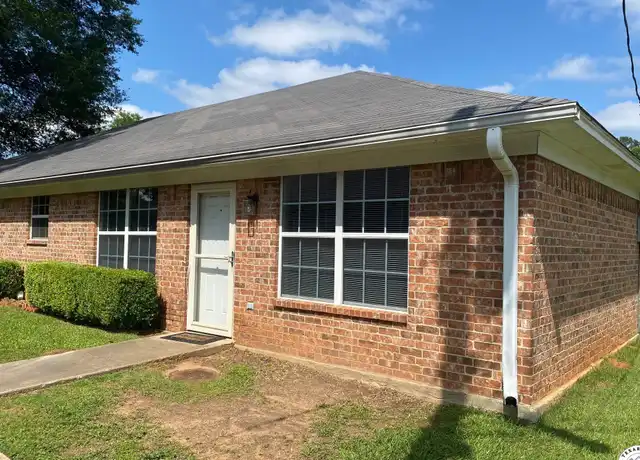 Property at 4909 N Park Rd, Texarkana, TX, 75503, 2 beds, 2 baths, [object Object]