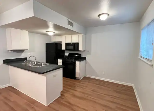 Property at 2301 Ohlen Rd Unit 213, Austin, TX, 78757, 2 beds, 1 bath, [object Object]