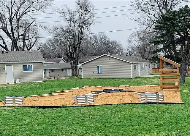 Property at Notting Hill Duplexes - 199 Sunny Dr, Belton, MO, 64012, 2 beds, 1 bath, [object Object]