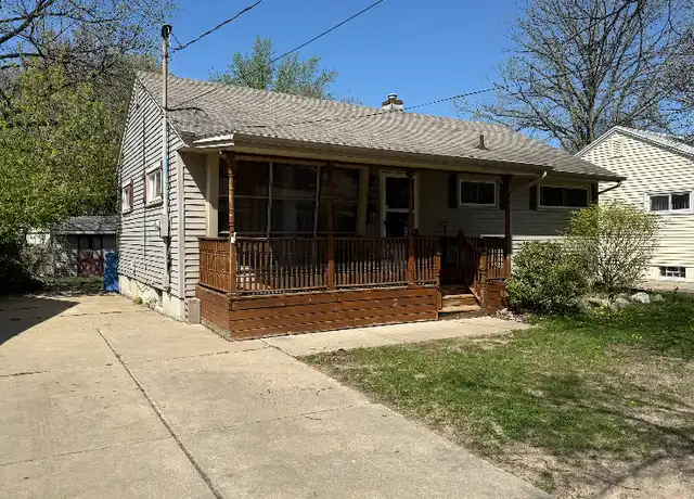 Property at 1928 Hillcrest St, Lansing, MI, 48910, 3 beds, 1 bath, [object Object]