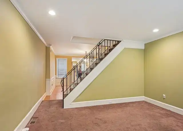 Property at 453 Hermitage St, Philadelphia, PA, 19128, 2 beds, 1 bath, [object Object]
