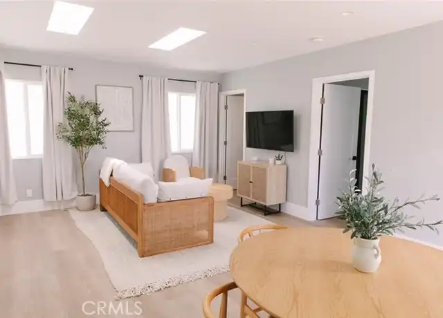 Property at 739 N Frederic St, Burbank, CA, 91505, 1 bed, 1 bath, [object Object]