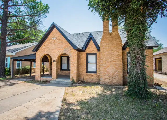 Property at 2411 21st St, Lubbock, TX, 79411, 4 beds, 3 baths, [object Object]