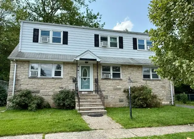 Property at 88 Lakewood Ter, Bloomfield, NJ, 07003, 3 beds, 1 bath, [object Object]