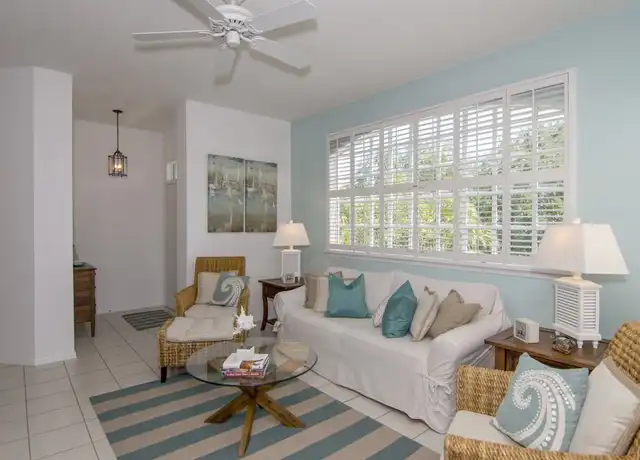 Property at 1440 Winding Oaks Cir W Unit A203, Vero Beach, FL, 32963, 3 beds, 2 baths, [object Object]