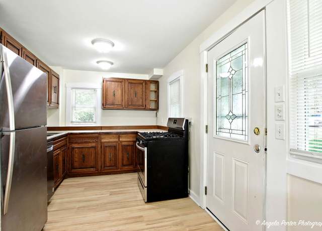 Photo of 41028 N Ridge Cir, Antioch, IL 60002