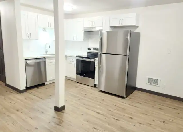Property at 9050 Greenwood Ave N Unit 104, Seattle, WA, 98103, 1 bed, 1 bath, [object Object]