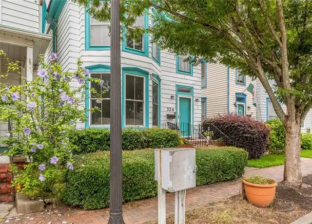 Property at 324 Main St, Smithfield, VA, 23430, 3 beds, 2 baths, [object Object]