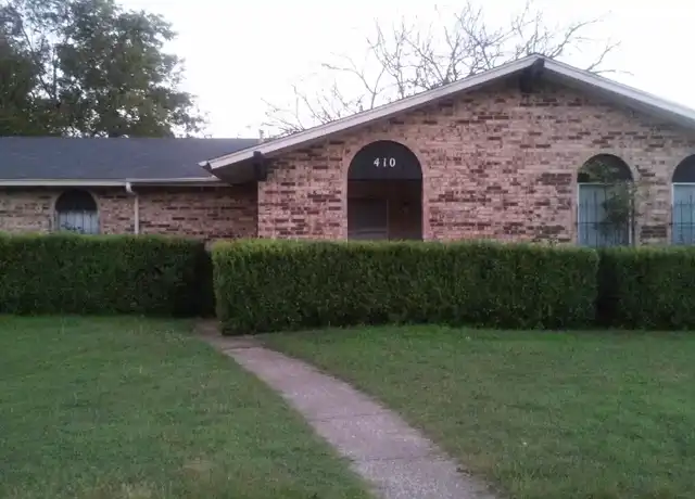 Property at 410 Oleander St, Duncanville, TX, 75137, 3 beds, 2 baths, [object Object]