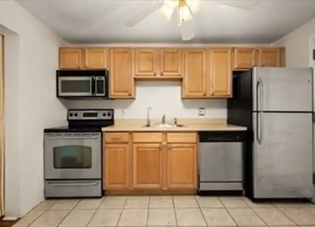 Property at 222 Stackpole St #4, Lowell, MA, 01852, 1 bed, 1 bath, [object Object]