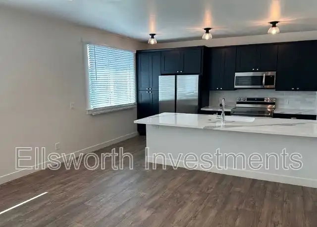 Property at 2936 Beech St, San Diego, CA, 92102, 2 beds, 1 bath, [object Object]