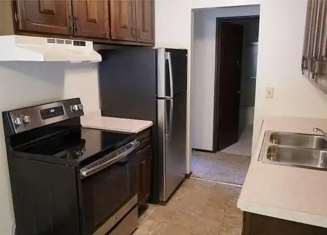 Property at Riviera I - 925 MN-36, Roseville, MN, 55113, 2 beds, 1 bath, [object Object]