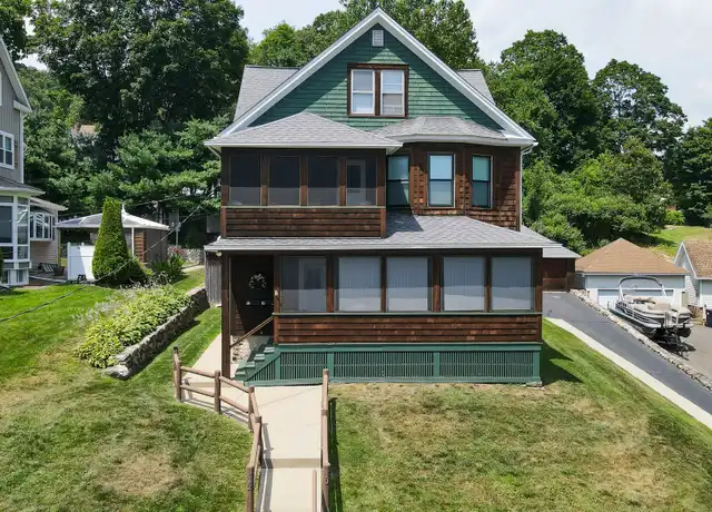 Property at 12 Clifton St, Seymour, CT, 06483, 2 beds, 1 bath, [object Object]