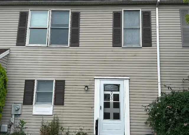 Property at 203 Poplar Dr, Reading, PA, 19606, 3 beds, 2.5 baths, [object Object]