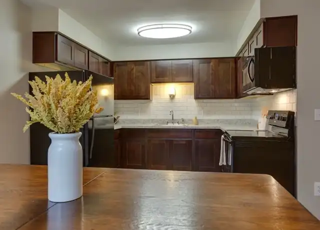 Property at Sterling Hill Apartments - 5871 Althea St, Shelby Township, MI, 48316, 2 beds, 1 bath, [object Object]