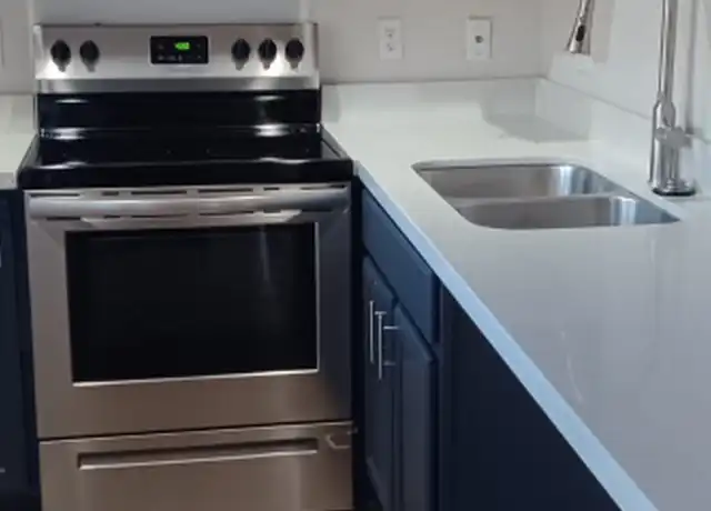 Property at 925 E McKinley St Unit 201, Phoenix, AZ, 85006, 1 bed, 1 bath, [object Object]