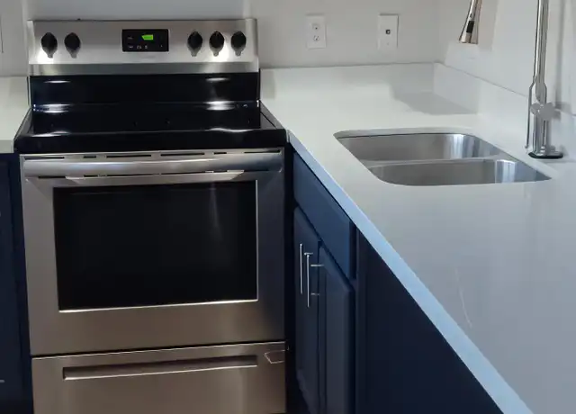 Property at 925 E McKinley St Unit 201, Phoenix, AZ, 85006, 1 bed, 1 bath, [object Object]