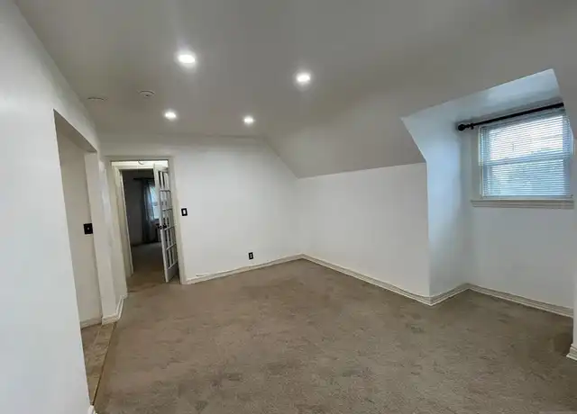 Property at 27 Aberdeen Ct, Haledon, NJ, 07508, 1 bed, 1 bath, [object Object]
