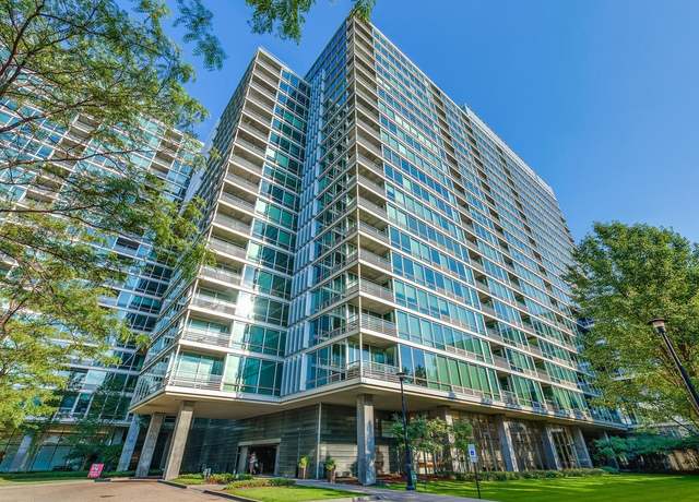Photo of 9715 Woods Dr #1301, Skokie, IL 60077