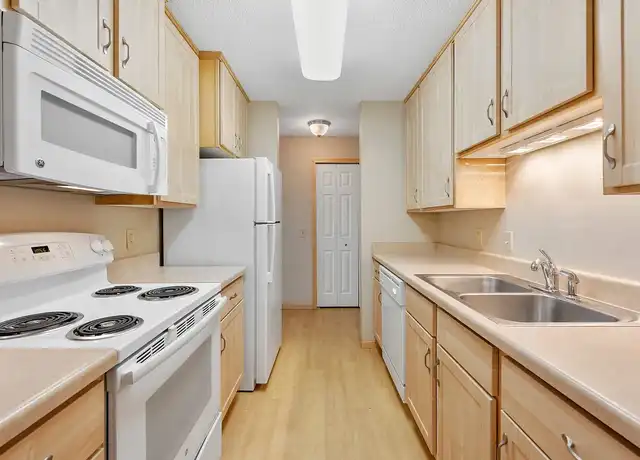 Property at Forest Place Apartments - 217 Nebraska Ave W, Saint Paul, MN, 55117, 1-2 bed, 1-2 bath, [object Object]