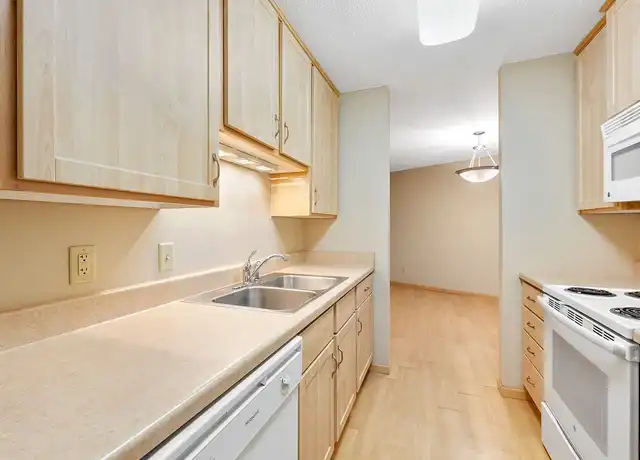 Property at Forest Place Apartments - 217 Nebraska Ave W, Saint Paul, MN, 55117, 1-2 bed, 1-2 bath, [object Object]