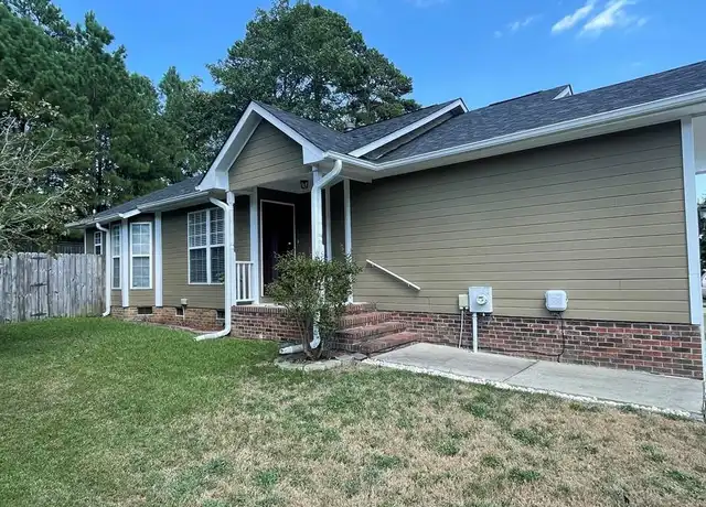 Property at 333 Abbottswood Dr, Fayetteville, NC, 28301, 3 beds, 2 baths, [object Object]