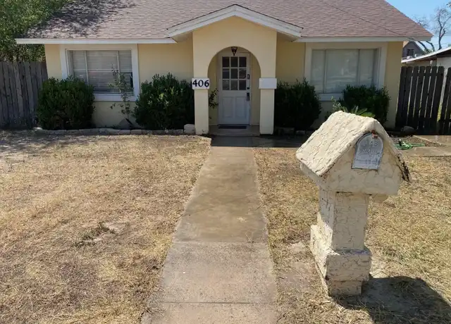 Property at 406 W 4th St, Del Rio, TX, 78840, 3 beds, 2 baths, [object Object]